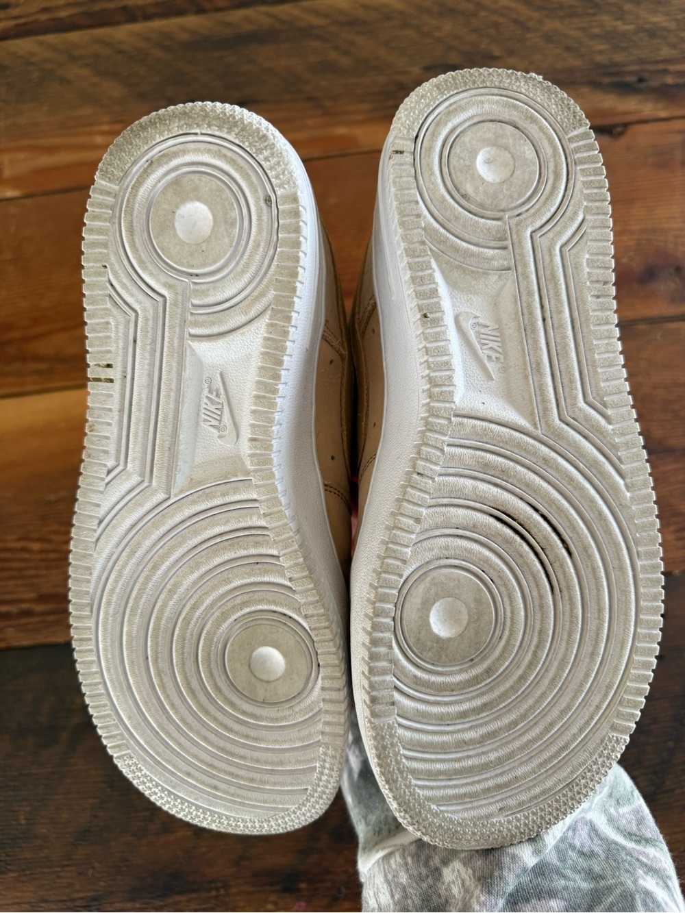 Nike Women’s Air Force 1 Low - Picture 4 of 8